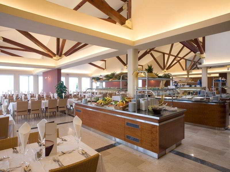 Valamar Bellevue Resort Rabac Restaurant photo